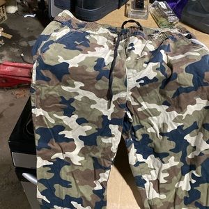 Men pants army colors